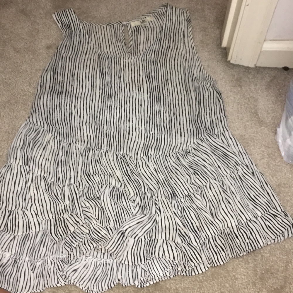 Flowy sleeveless tunic